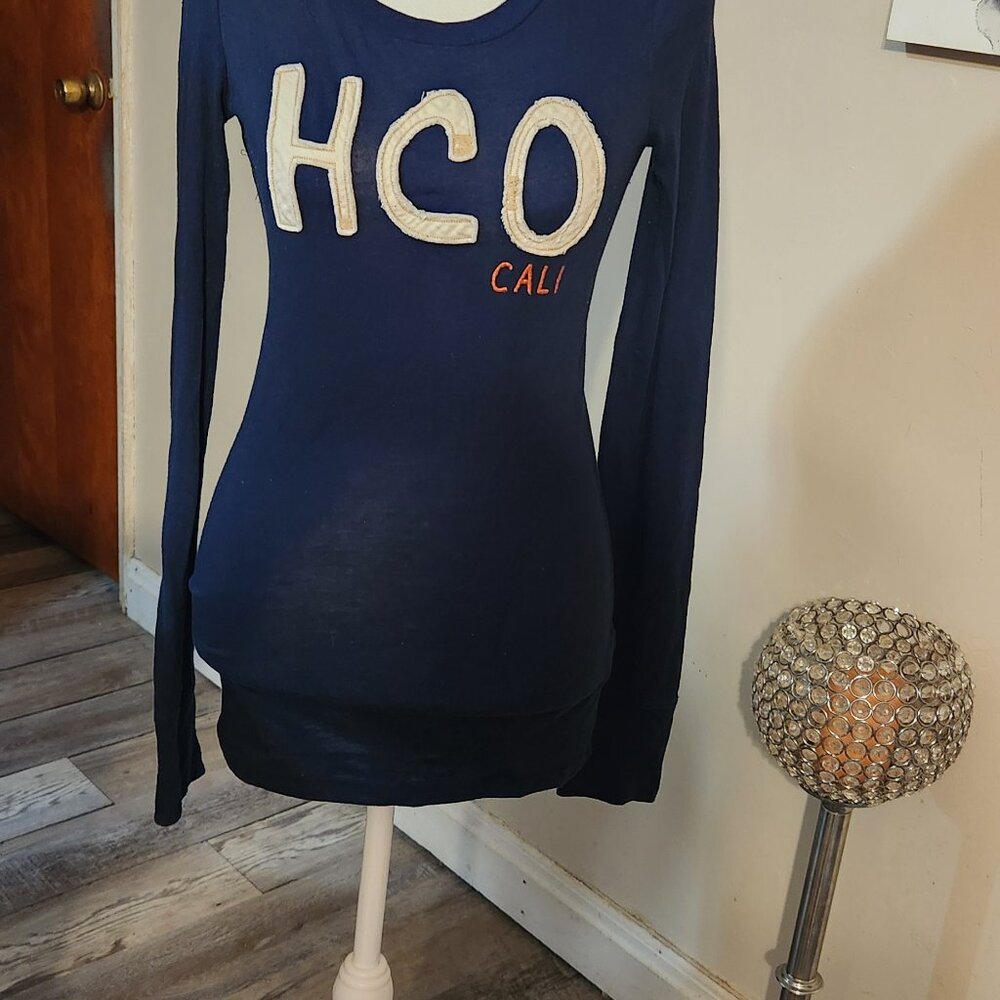 Hollister Live for Surf long sleeve tee - Size XS